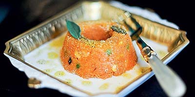 Mini cuscuz de legumes e sálvia